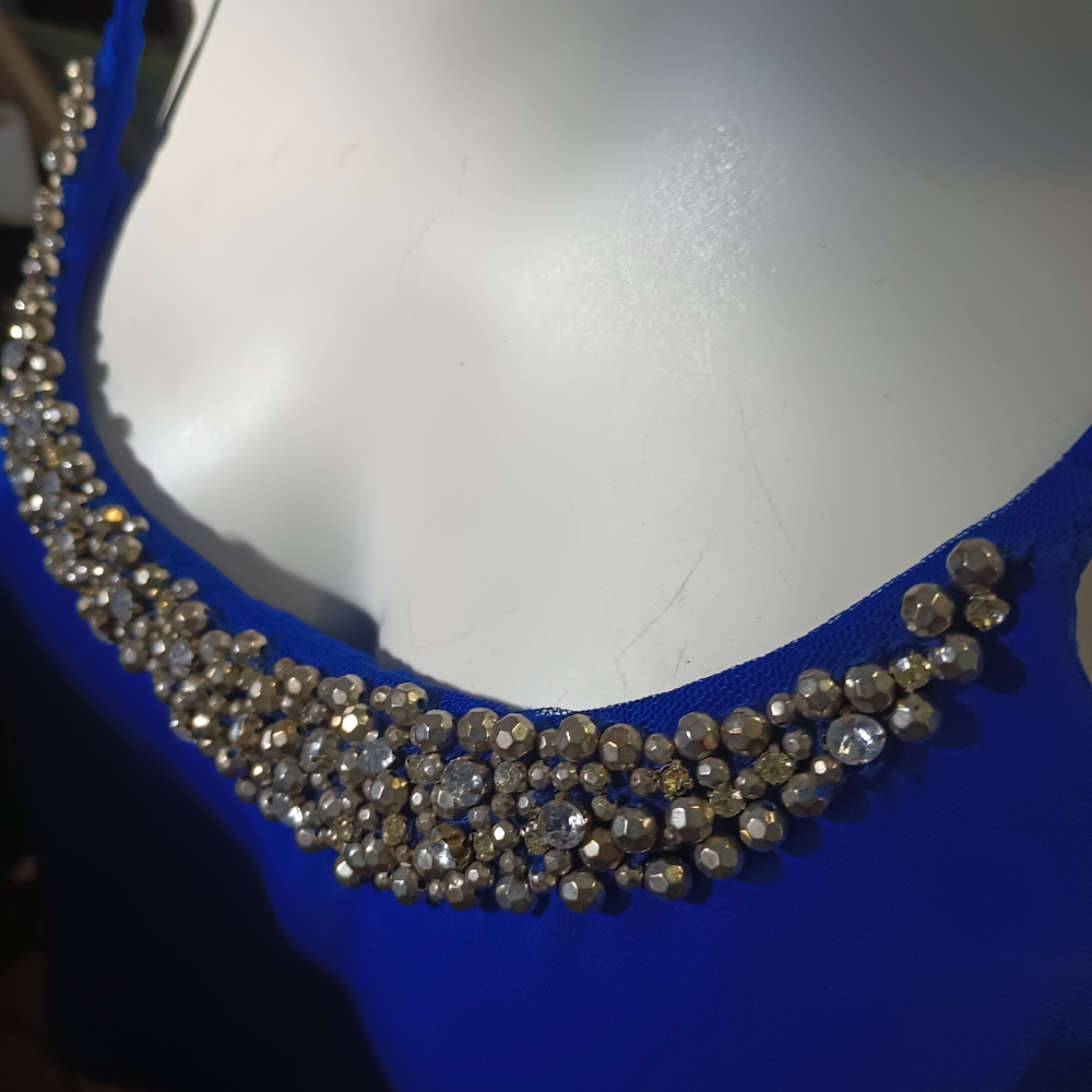 Charlotte Russe Cobalt Blue Semi-Cropped Top W/Beaded Neckline - Picture 4 of 6